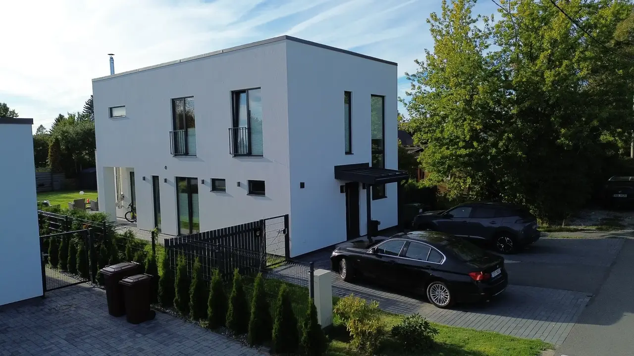 Eramu, Kressi tee 17