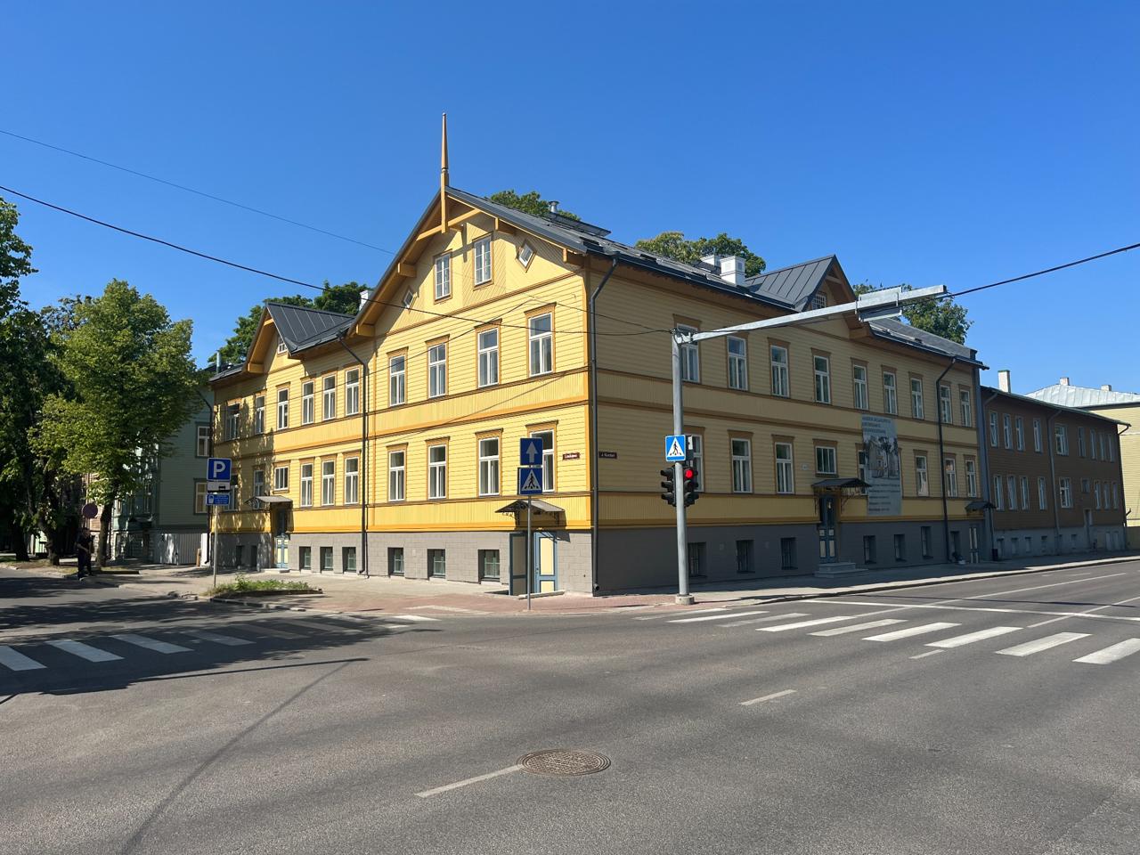 Kolme kortermaja komplektne rekonstrueerimie